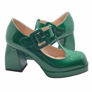 NWOB Latasa Platform Chunky Heels Green Patent Leather Mary Janes Heels Size 9.5